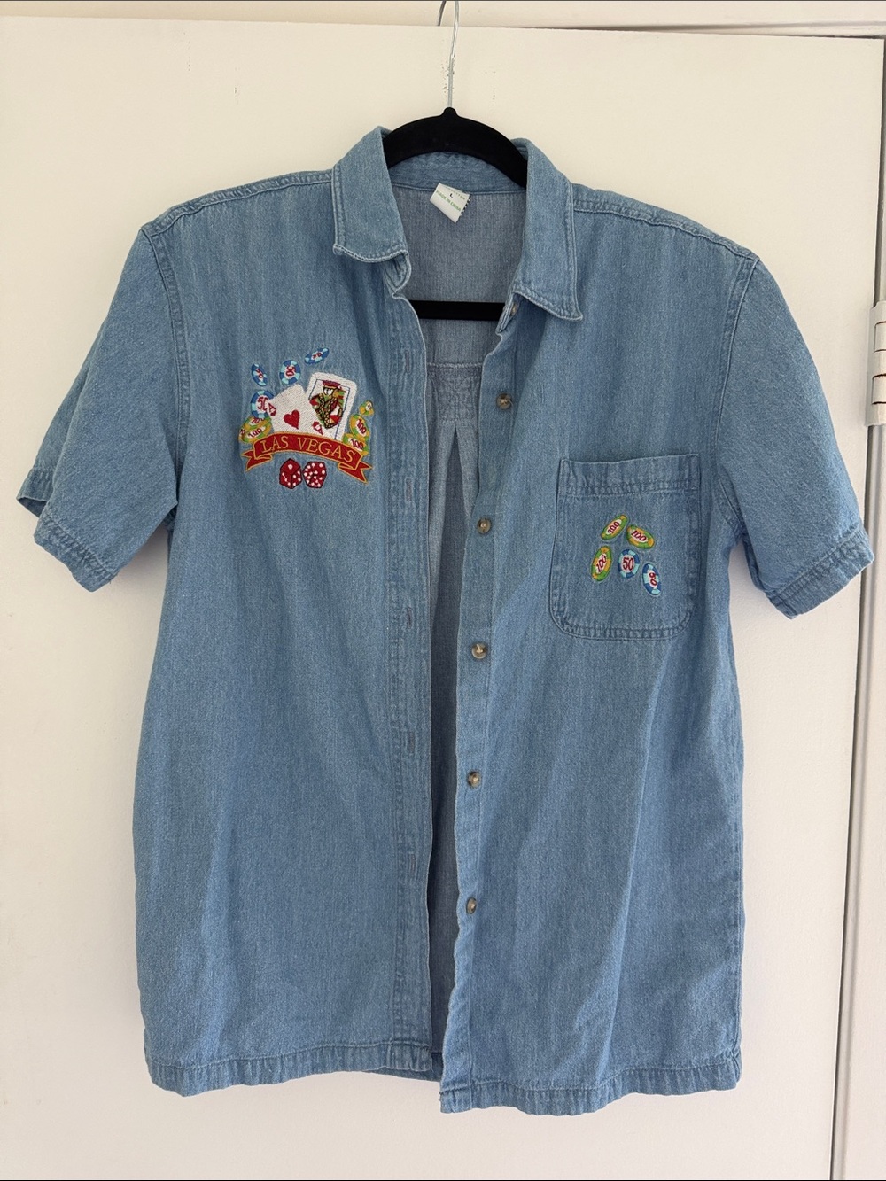 Vintage Embroidered Las Vegas Themed Denim Short Sleeve Blouse Size Large